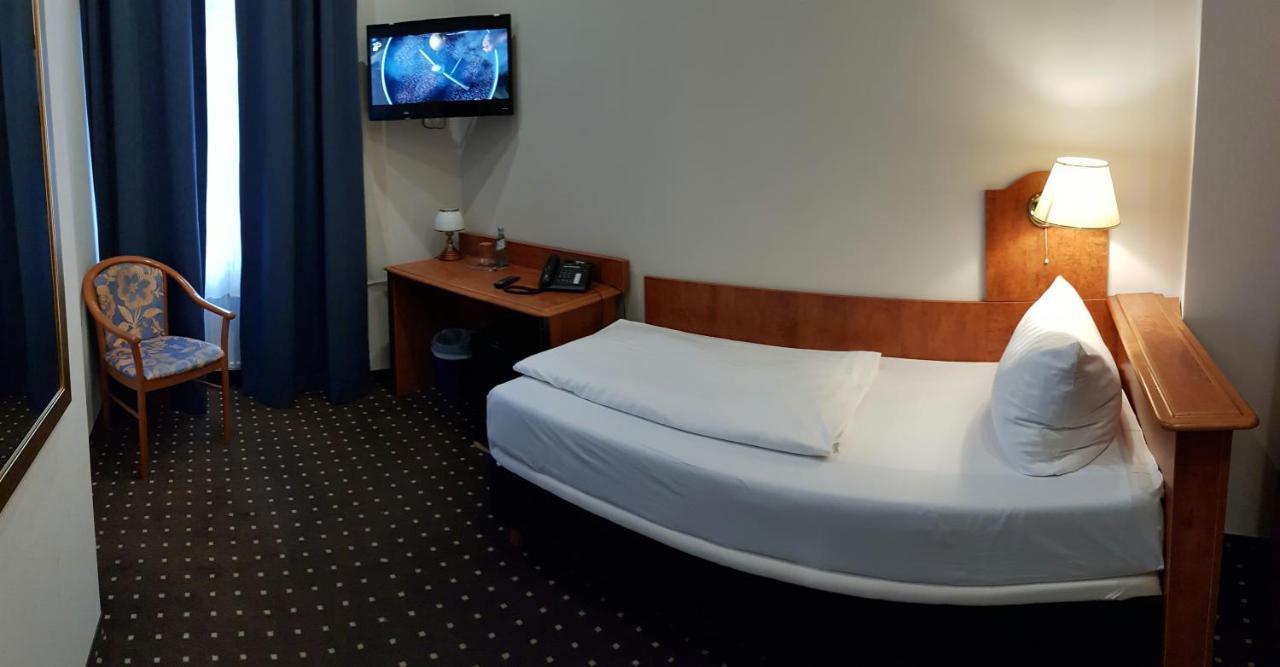 Hotel Zeil Frankfurt am Main Buitenkant foto